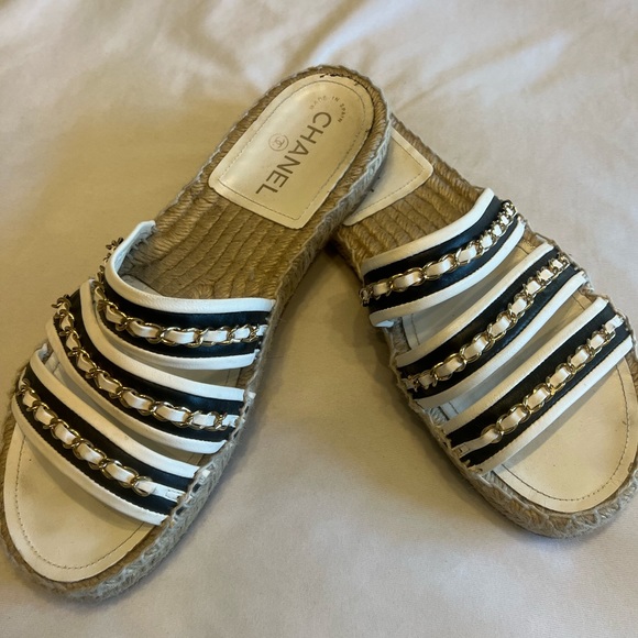 Chanel Gold Chain Espadrille Sandals | Black White Leather | Size 39 - Picture 1 of 10